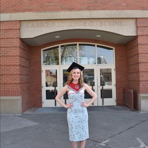 Meet your Posher, Christine